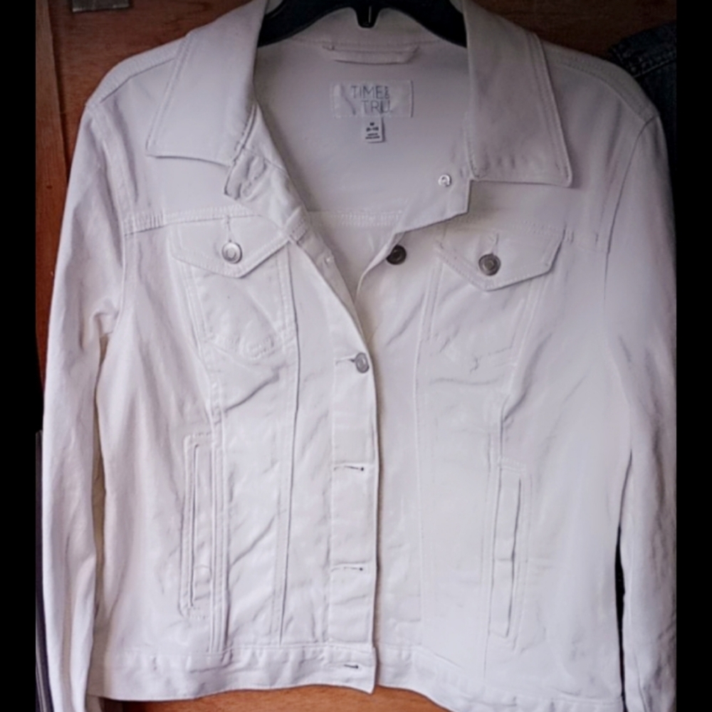 Women's white Jean jacket size med